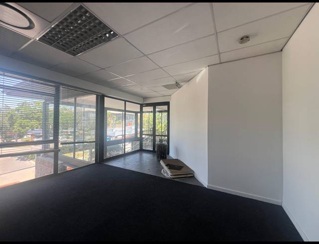 294M² OFFICE TO LET IN MEYERSDAL NATURE ESTATE